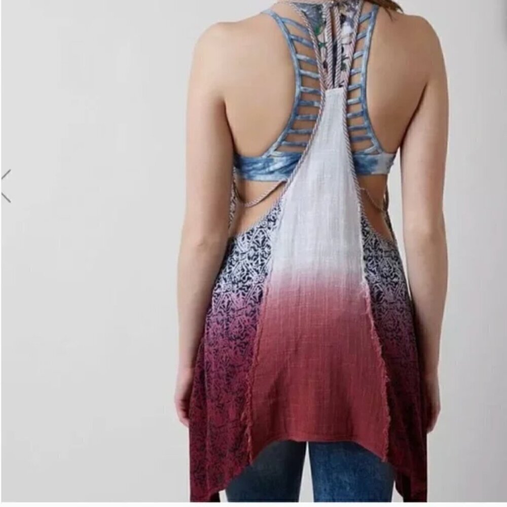 Gimmick Flowy Colorful tank Size Medium - Picture 8 of 8